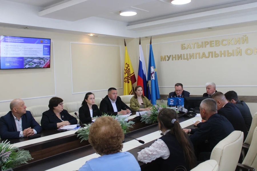 Батыревский муниципальный  округ с рабочим визитом посетил министр природных ресурсов и экологии Чувашской Республики Эмир Бедертдинов.