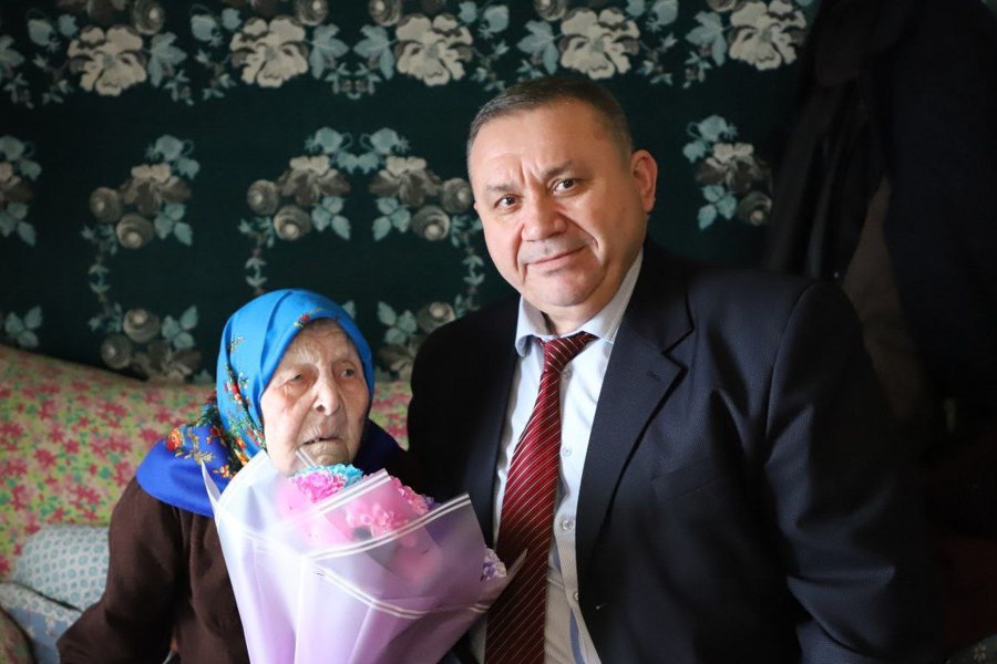 В Комсомольском округе с 95-летием поздравили Шингалову Лидию Петровну