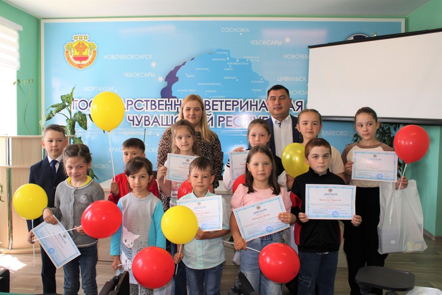 Торжественное награждение призеров конкурса детского творчества  «Счастливое детство»