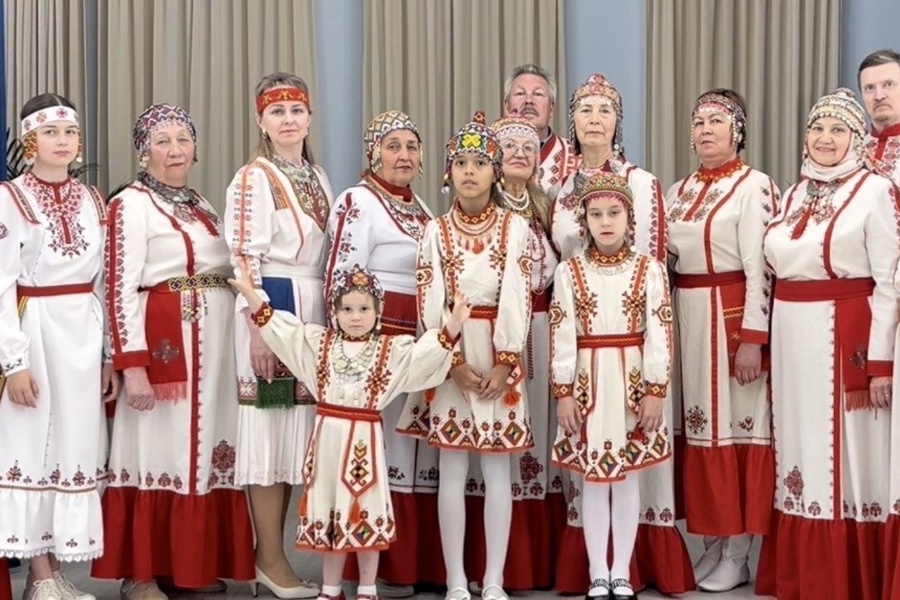 Участник XII Всечувашского праздника «Акатуй» хоровой коллектив ««Атǎл» (г. Москва)