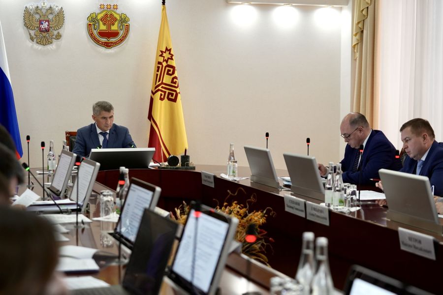 Минэкономразвития Чувашии продолжает постоянный мониторинг финансово-экономического состояния системообразующих организаций республики