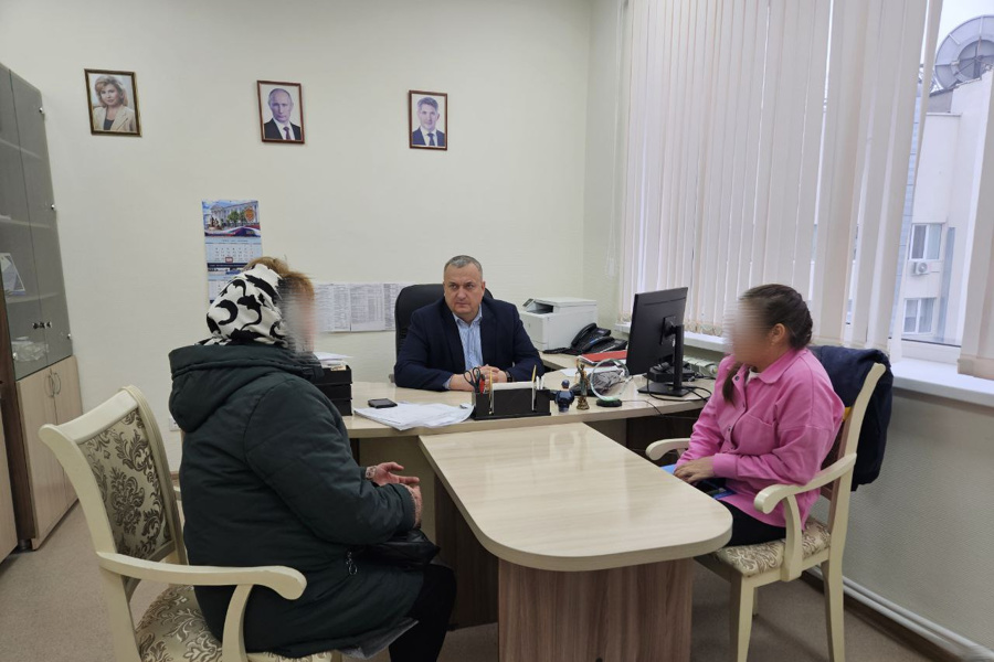 Уполномоченный по правам человека в Чувашской Республике  Сергей Самостюк провел личный прием граждан