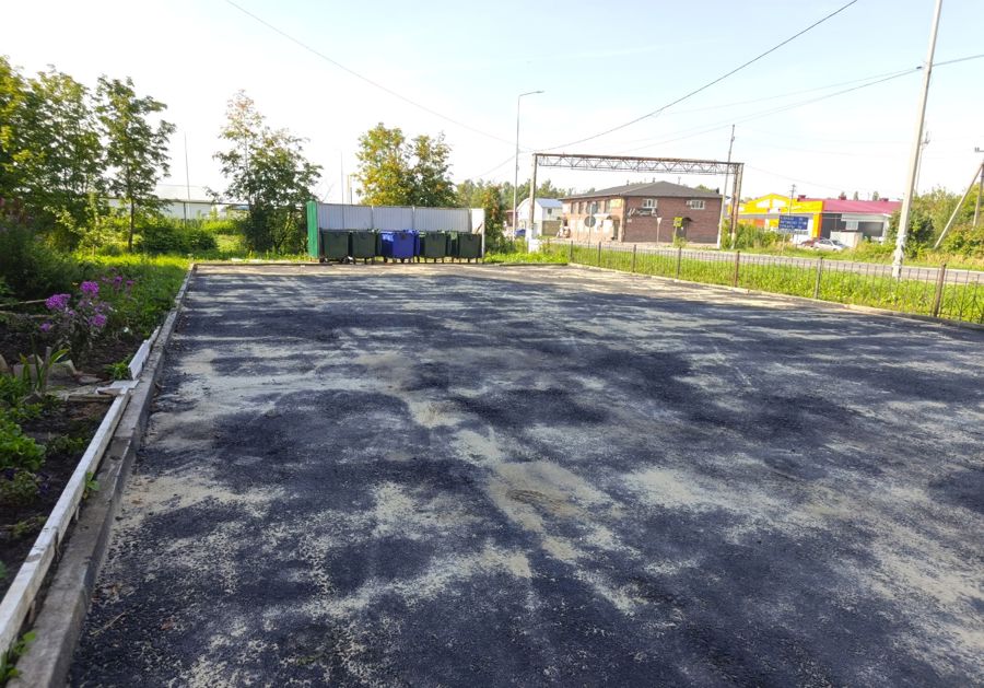 В поселке Ибреси у многоквартирного дома № 29 по улице Пионерской оборудована парковочная зона
