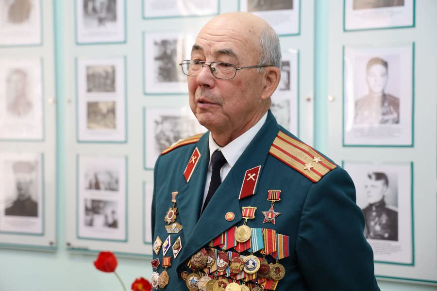 Фотовыставка «Герои Победы» открылась в Государственном историческом архиве Чувашии