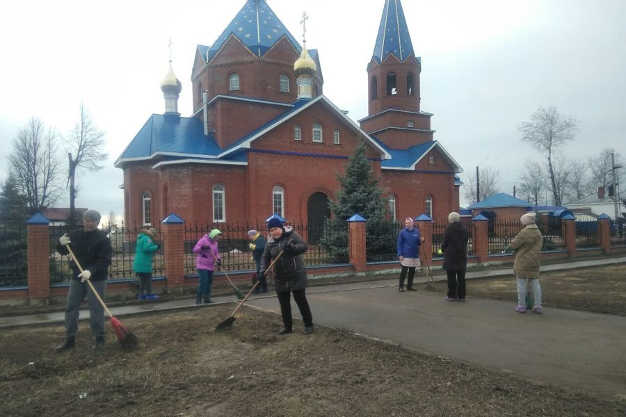 В Шемуршинском округе состоялся первый общемуниципальный субботник