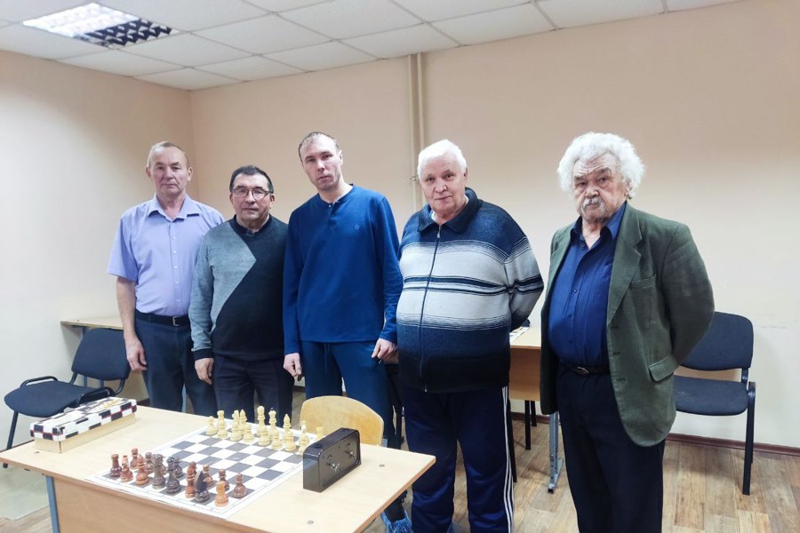 В выходные на базе шахматно – шашечного клуба  «СШ «Аль» состоялись турниры по шахматам