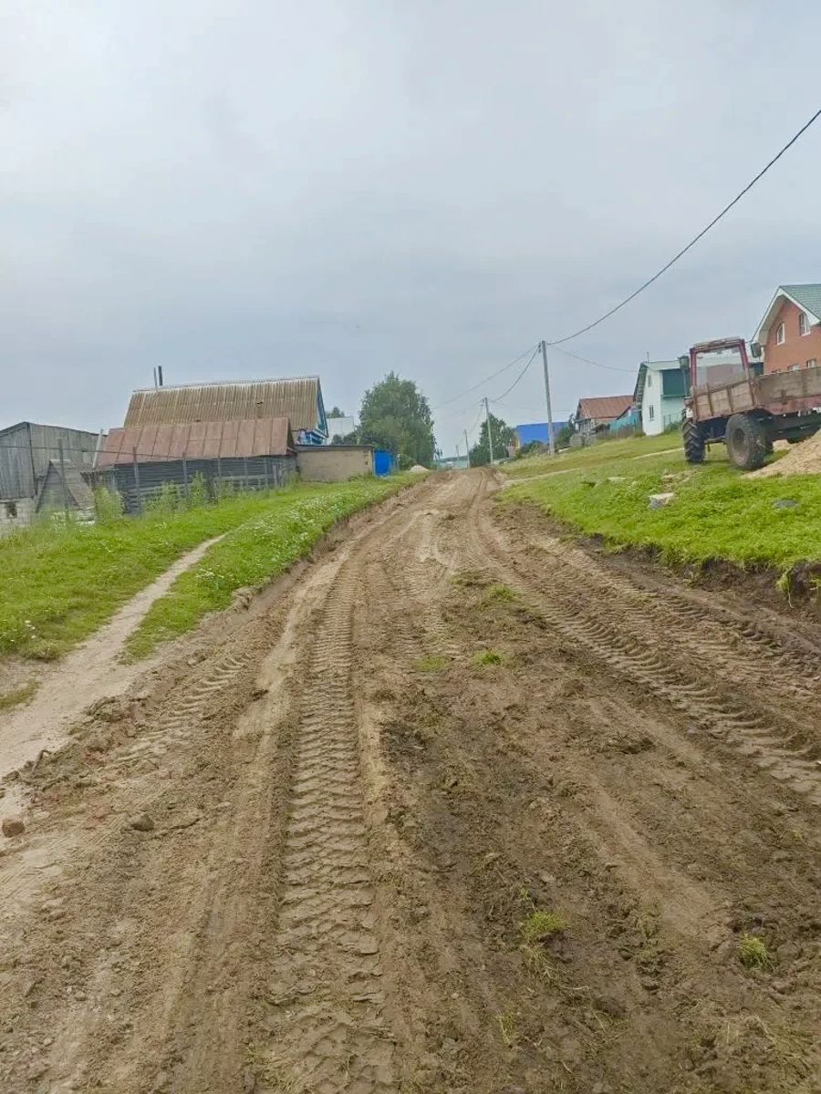 В деревне Новые Высли по улице Кирова слова перешли в дело