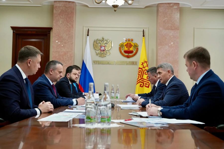 Олег Николаев: Системная поддержка российского правительства помогает развивать дорожно-транспортную сеть республики