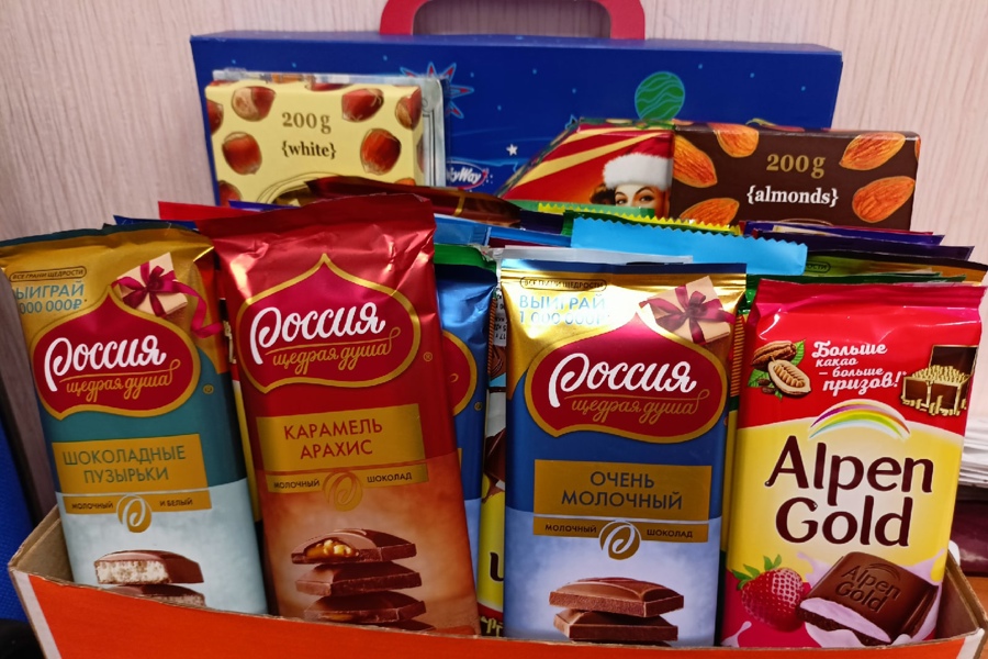 В Ленинском районе дан старт ежегодной благотворительной акции «Шоколадный подарок каждому ребенку»