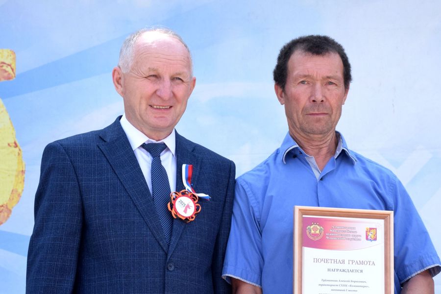 Их руки пахнут хлебом!