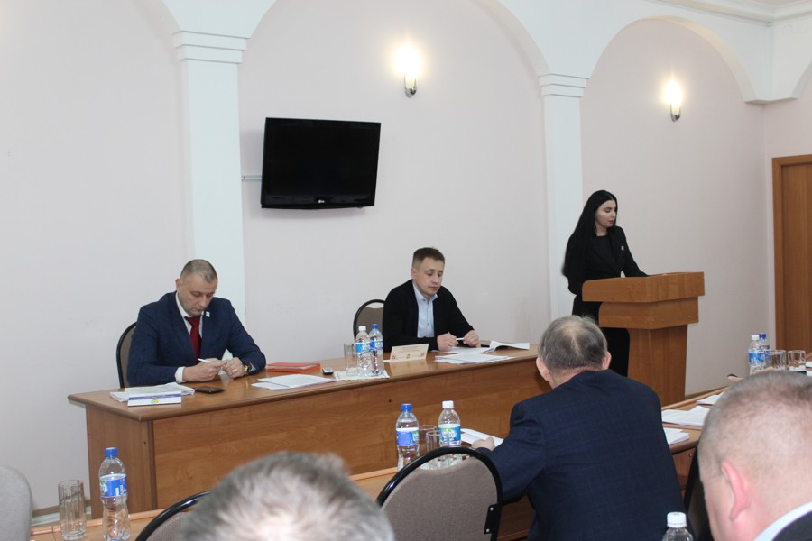 Состоялось внеочередное пятьдесят четвертое заседание Новочебоксарского городского Собрания депутатов
