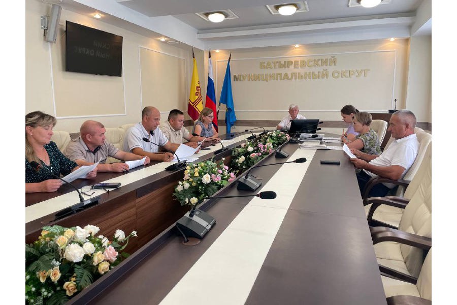 Заседание комиссии по жилищным вопросам при администрации Батыревского муниципального округа
