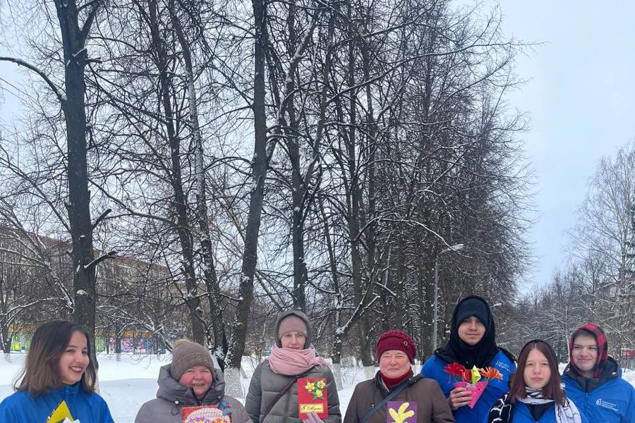 В честь самого нежного и доброго первого весеннего праздника в Новочебоксарске прошла акция «Подарок маме»