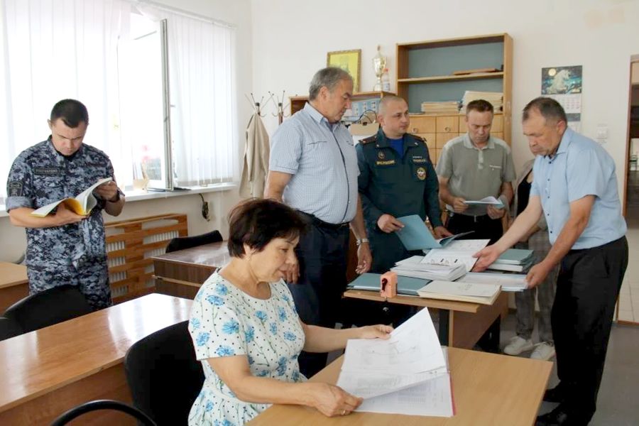 Продолжается приёмка образовательных учреждений к новому учебному году