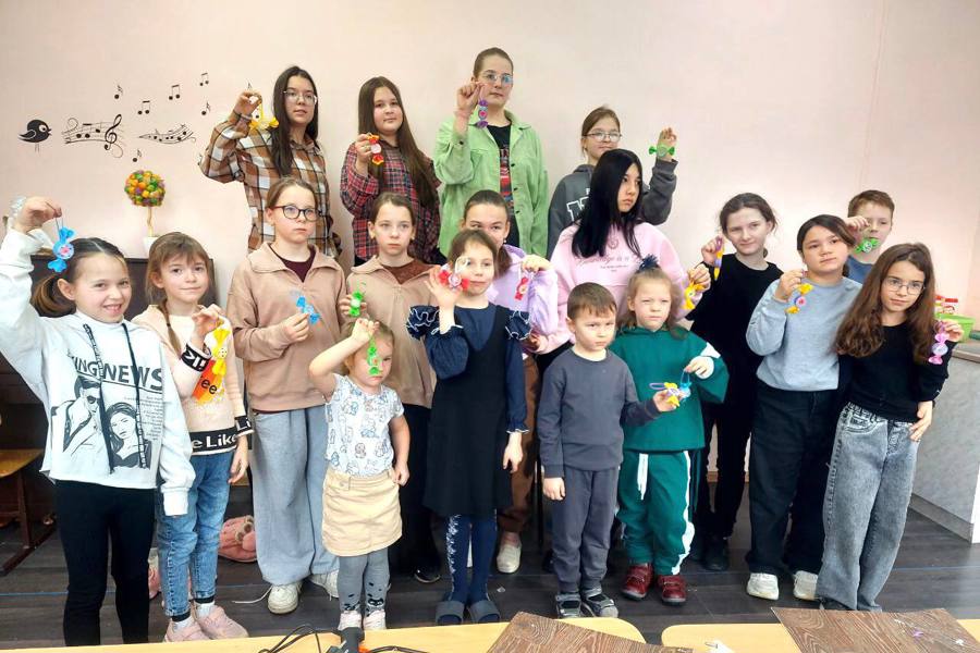 Крещенский сочельник: детский мастер-класс и сладкие подарки от спонсоров
