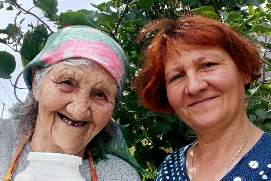 Запущен фотомарафон «Улыбки наших бабушек нам всех милей»