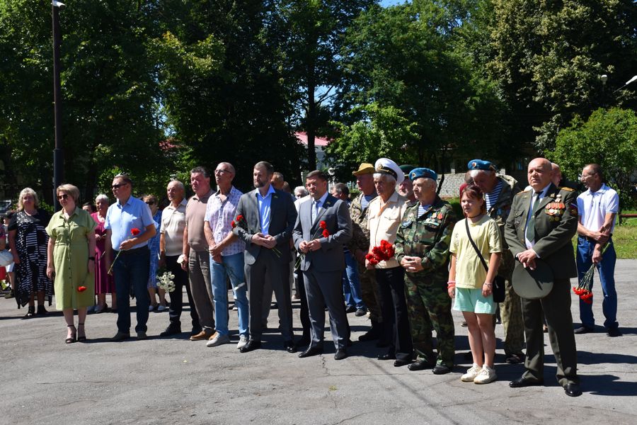 Торжественное мероприятие в Алатырском муниципальном округе, посвященное Дню ветеранов боевых действий