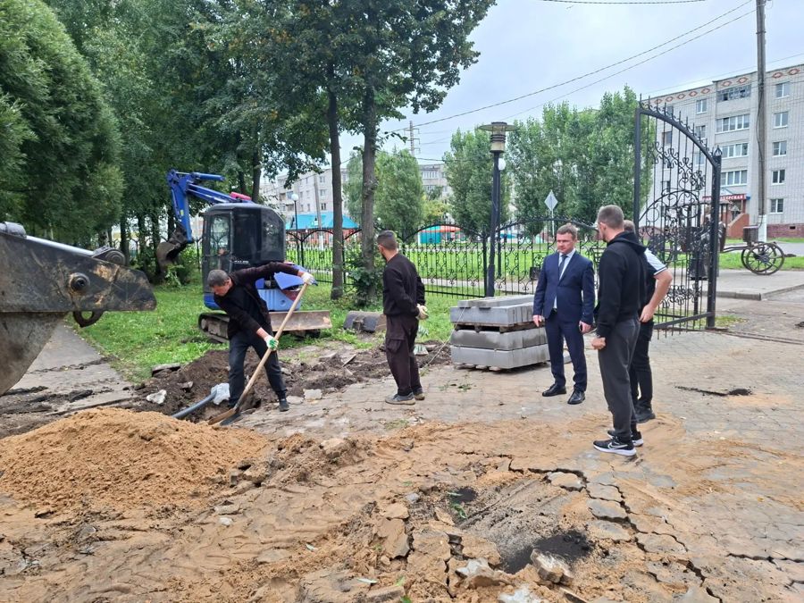 В Цивильске стартовали работы по благоустройству монумента «Скорбящая Мать»