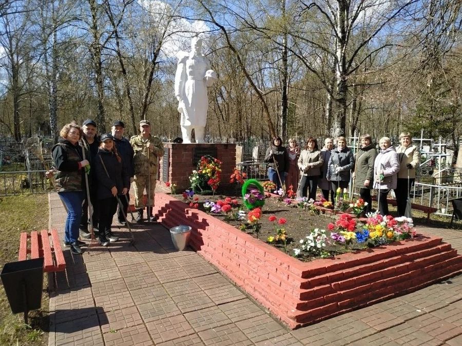 Честь и память: в Алатырском округе привели в порядок могилы Героев войны