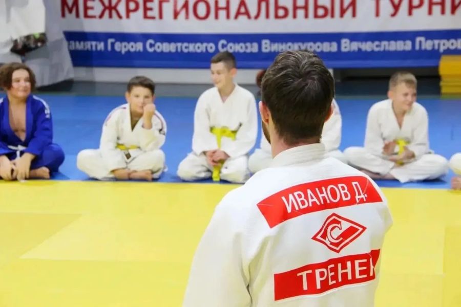 Жителей Чебоксар приглашают на открытые тренировки по настольному теннису и дзюдо