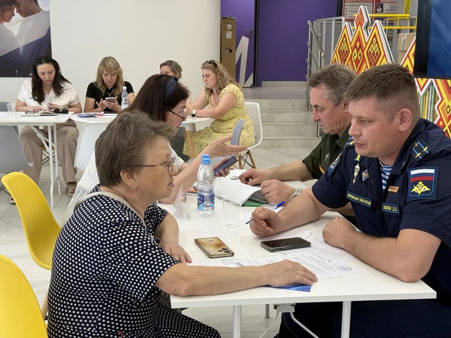 Более 20 человек обратились за помощью к специалистам «Десанта поддержки» в Новочебоксарске