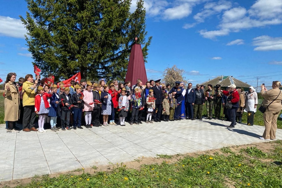 Торжественный митинг «Эхо Победы» прошел в с. Русские Алгаши