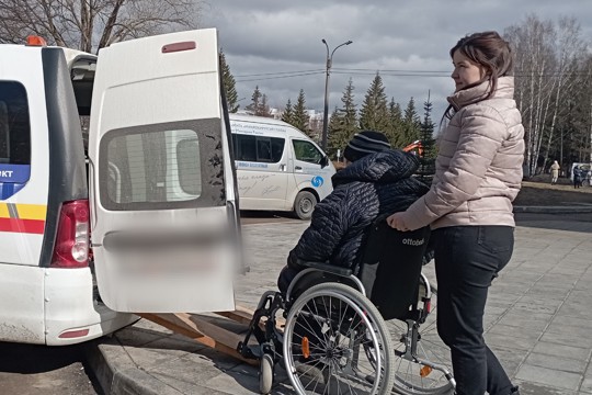 В рамках национального проекта «Демография» осуществляется доставка маломобильных граждан для прохождения медико-социальной экспертизы