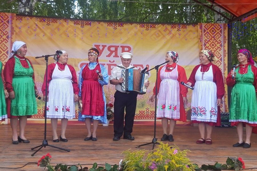 Фольклорный коллектив «Хевел» Сойгинского СДК принял участие в празднике «День деревни»