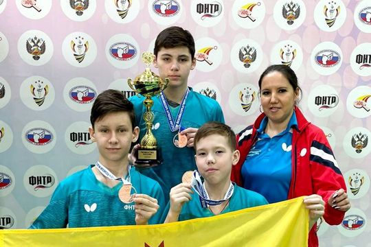 Юношеская сборная Чувашии взяла «бронзу» первенства России по настольному теннису