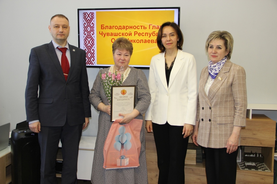 Алена Елизарова поздравила  матерей и жен участников спецоперации с наступающим женским днем