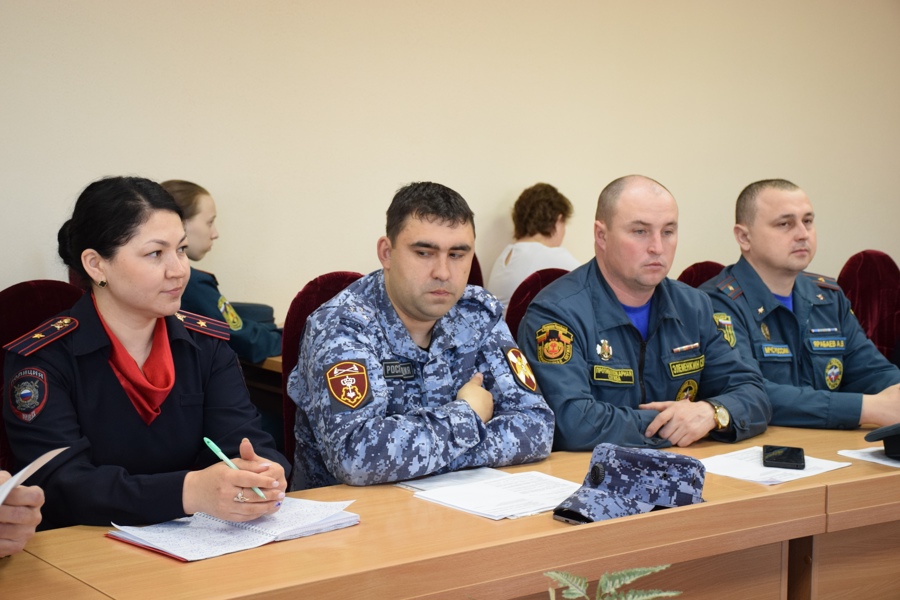 Антитеррористическая комиссия рассмотрела меры обеспечения безопасности в период праздников