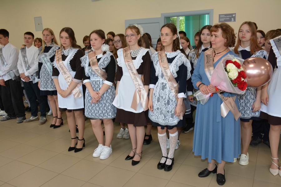 Праздник последнего звонка в Янгорчинской школе