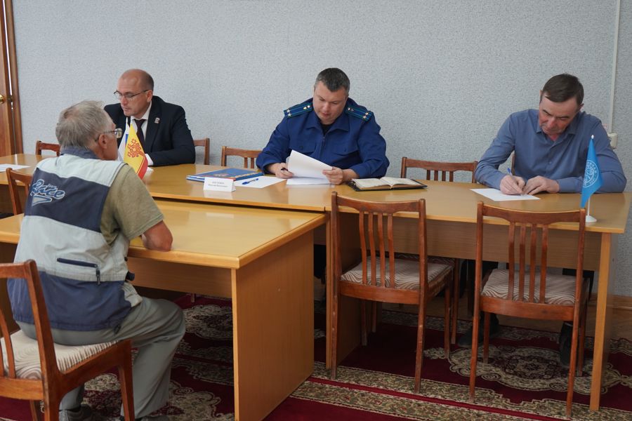 В Мариинско‑Посадском округе прошёл выездной личный приём граждан по природоохранным вопросам