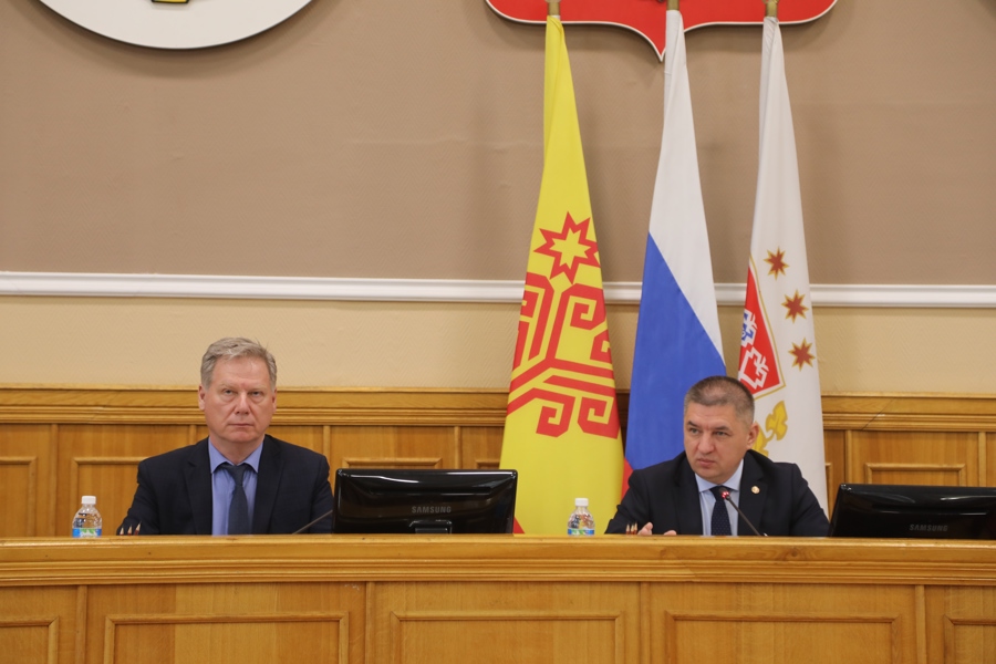 Доброхотов объявил приоритеты в работе городской власти на неделю: безопасность, благоустройство,  поддержка выпускников