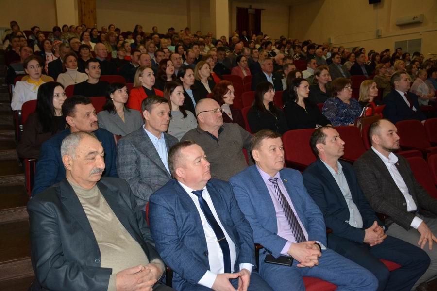 Совещание по подведению итогов социально-экономического развития округа