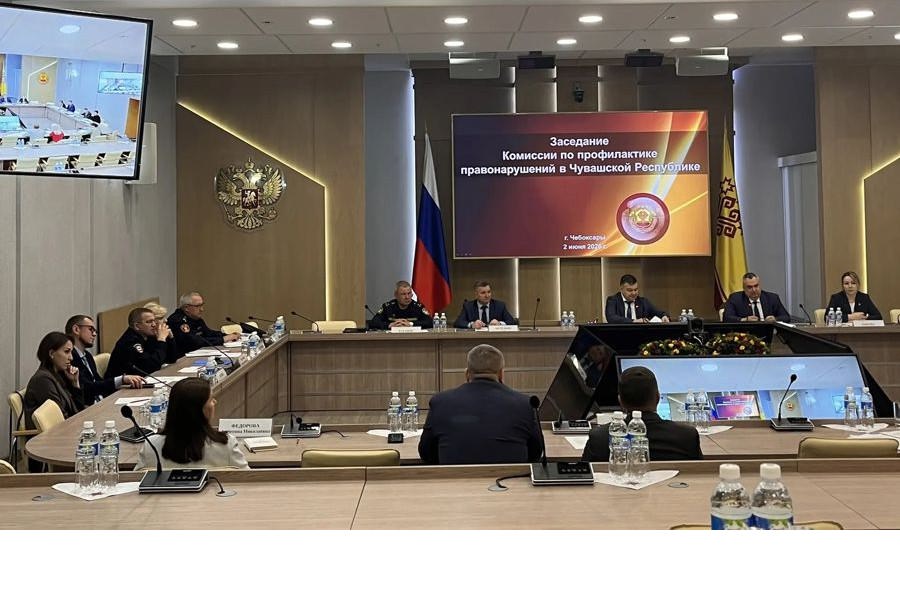 Уполномоченный по правам человека в Чувашской Республике Сергей Самостюк принял участие в обсуждении вопросов профилактики правонарушений в учреждениях культуры