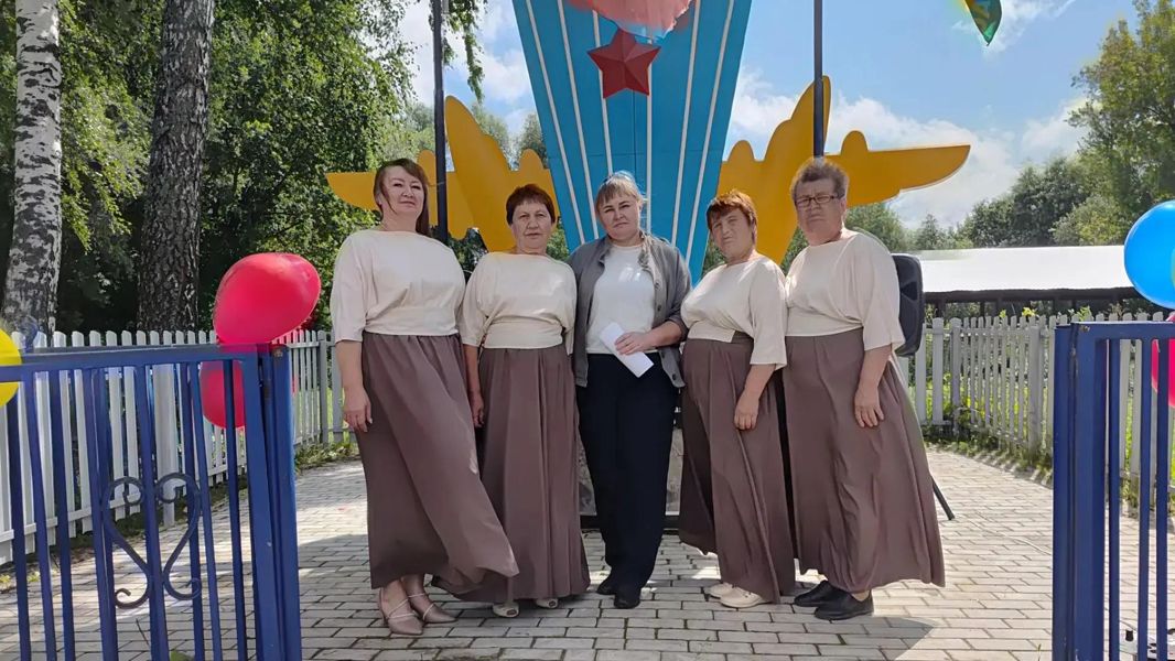 Традиции и единство: в Яблоновке прошёл праздник для жителей и уроженцев села