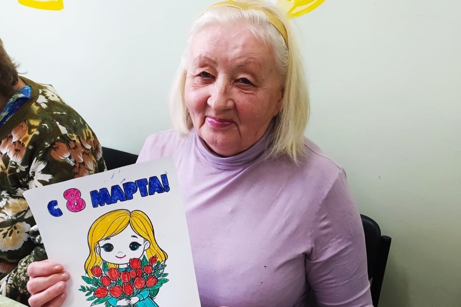 Творчество для души: празднование Международного женского дня в Атратском доме-интернате