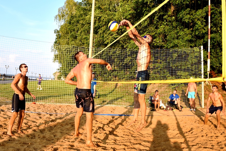 В этом году в столице Чувашии появится волейбольная площадка от «РосДорБанка»