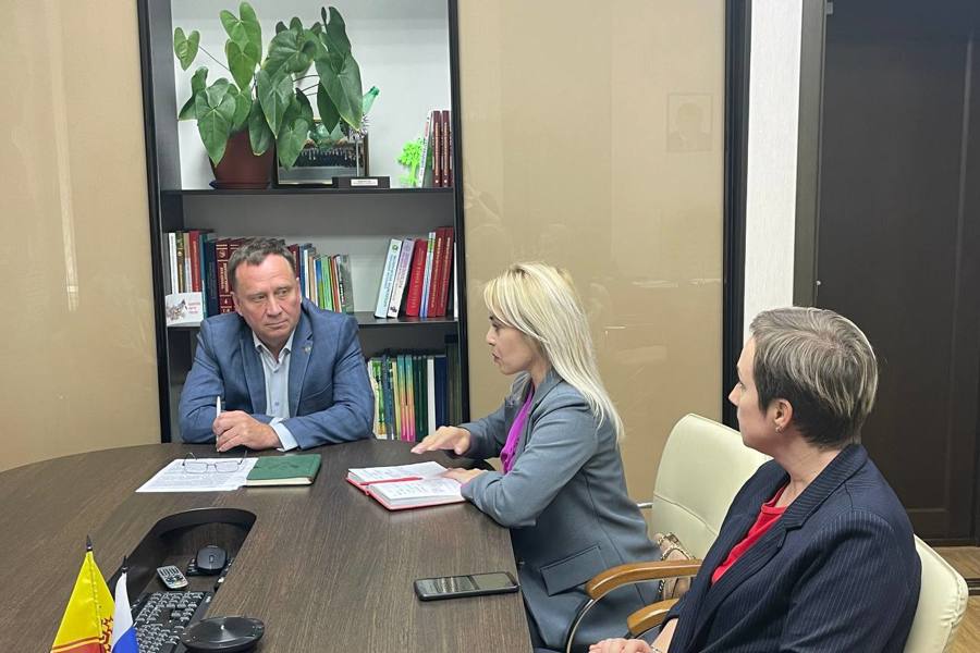Минприроды Чувашии посетила делегация Республики Карелия