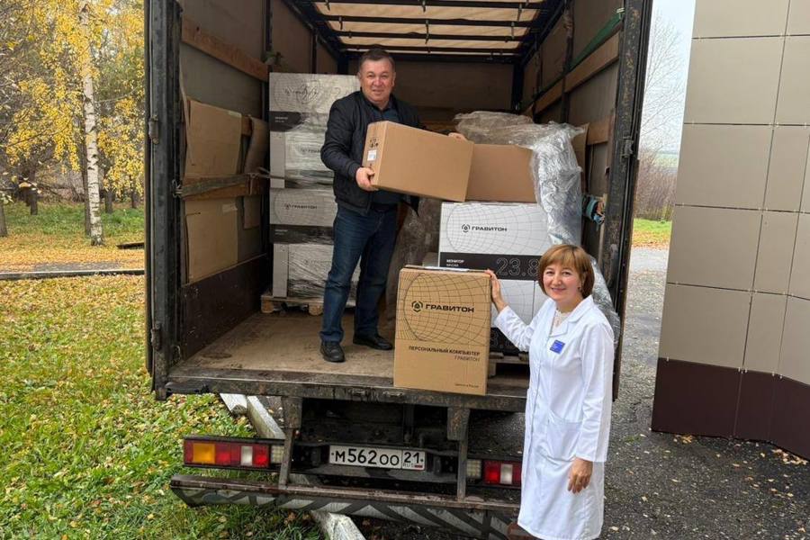 Яльчикская ЦРБ модернизирует медицинскую помощь с помощью новых отечественных компьютеров