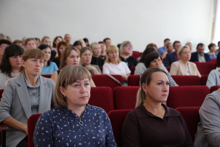 В Янтиковском муниципальном округе прошёл Единый информационный день