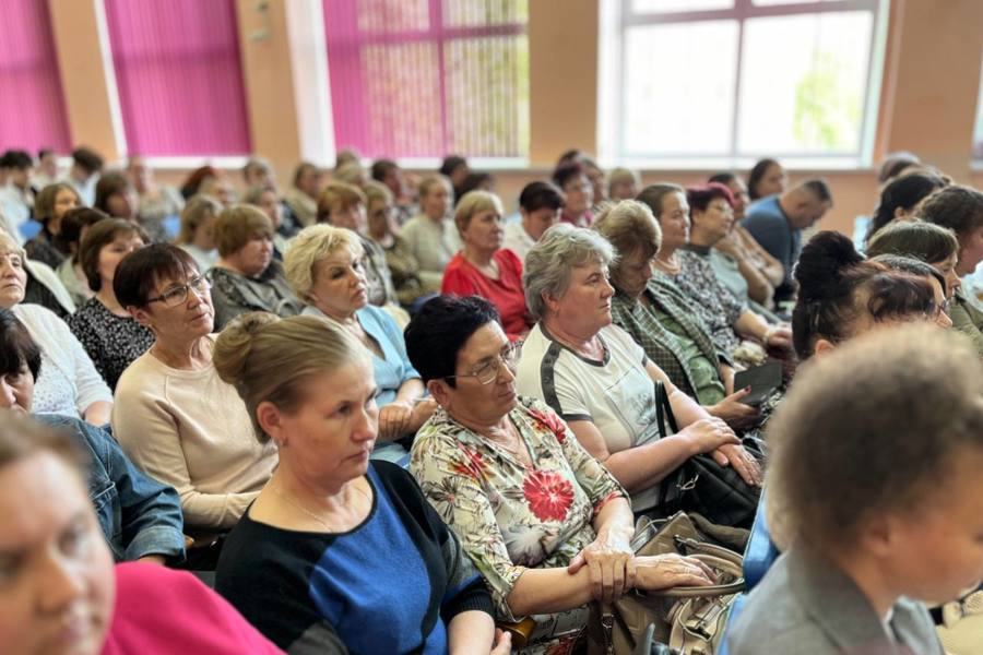 На межрегиональной конференции «Общая врачебная практика: от ФАП до врачебной амбулатории» обсудили роль фельдшера в оказании доврачебной помощи