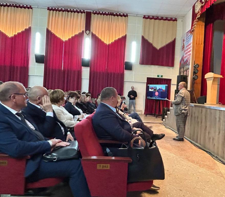 Заседание Урмарского образовательного кластера: шаги к развитию образования в округе