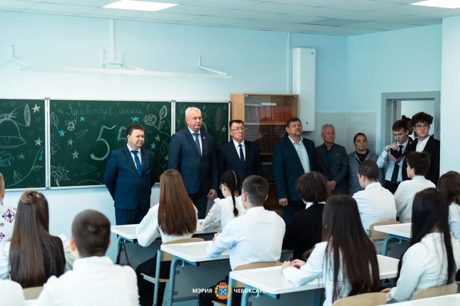 В Чебоксарах после капитального ремонта досрочно открылись школы №3 и №55