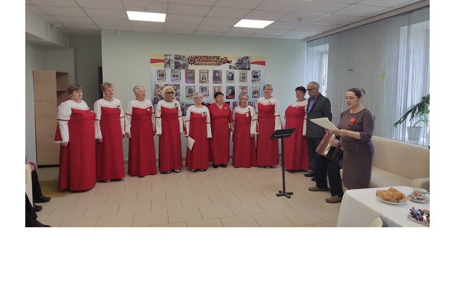 В Ядринском комплексном центре социального обслуживания населения состоялась праздничная программа «Дети войны - дети Победы»