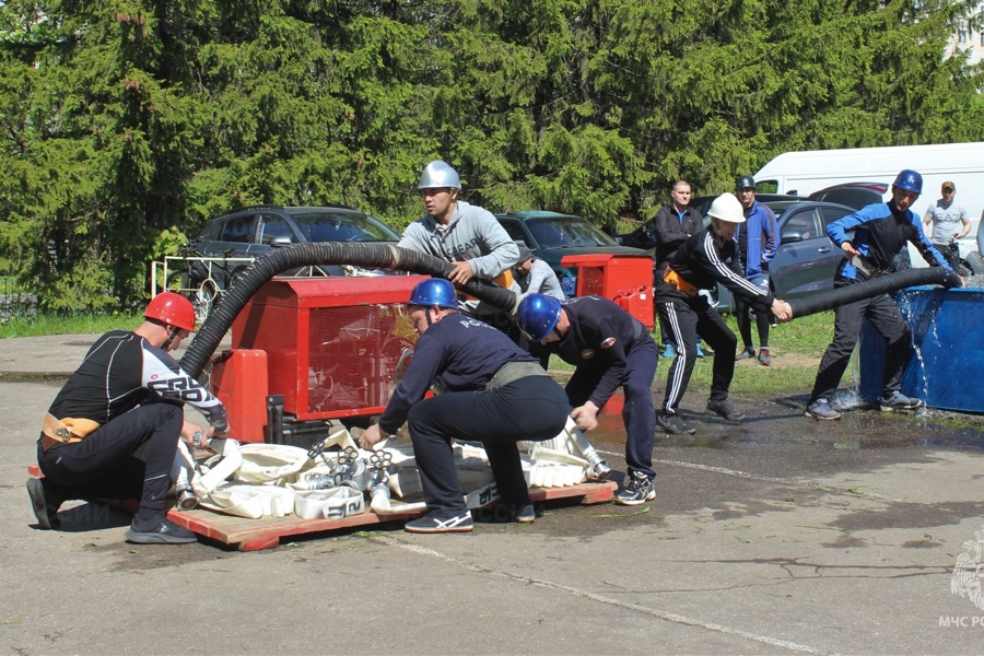 В Чебоксарах определены призеры Республиканских соревнований по пожарно-спасательному спорту на Кубок Главы Чувашии