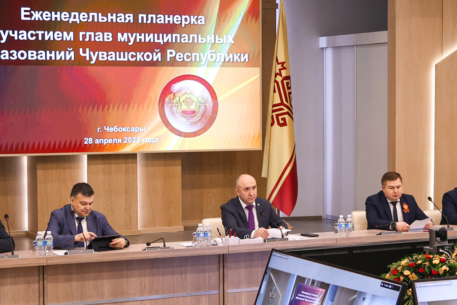 Олег Николаев: Продолжим работу по вводу в оборот сельхозземель, в 2025 году вернем еще треть от неиспользуемых