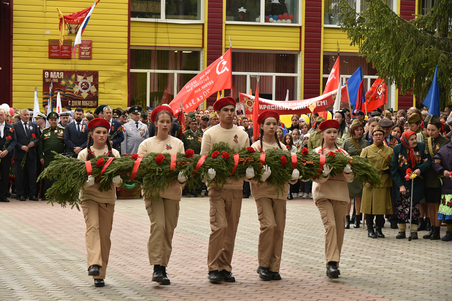 Возложение у Обелиска воинам, павшим в Великой Отечественной войне