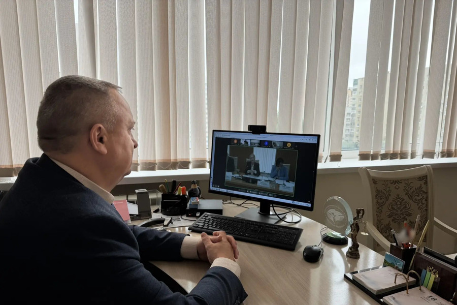 Уполномоченный по правам человека в Чувашской Республике Сергей Самостюк принял участие в рабочем совещании под председательством федерального Уполномоченного по правам человека